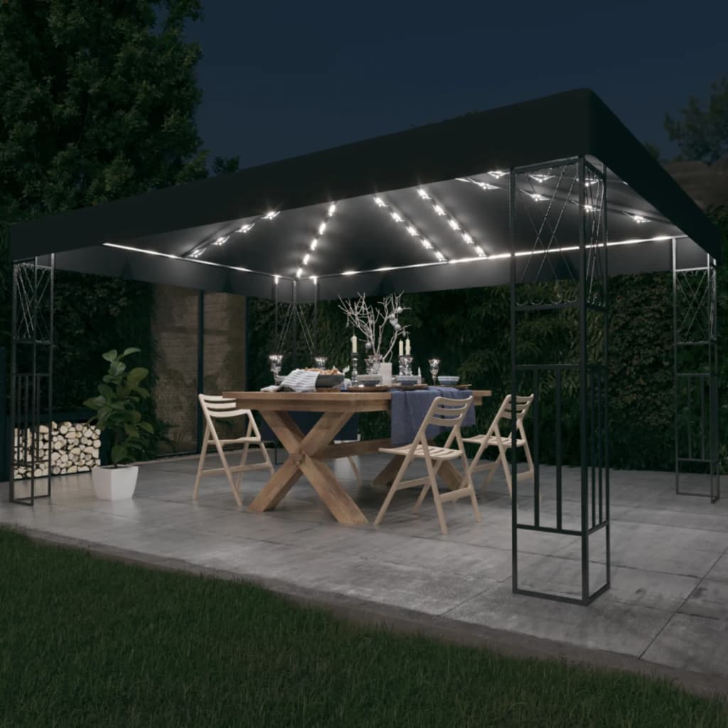 Gazebo Con Stringa Di Luci Led In Tessuto