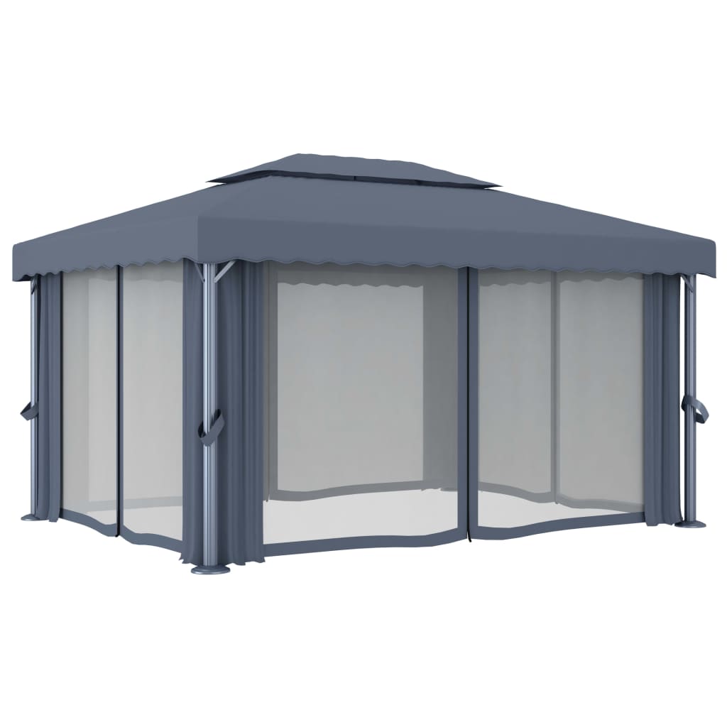 Gazebo Con Tende E Stringa Di Luci Led